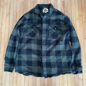 Heavyweight 100% Cotton green and black gingham flannel shirt